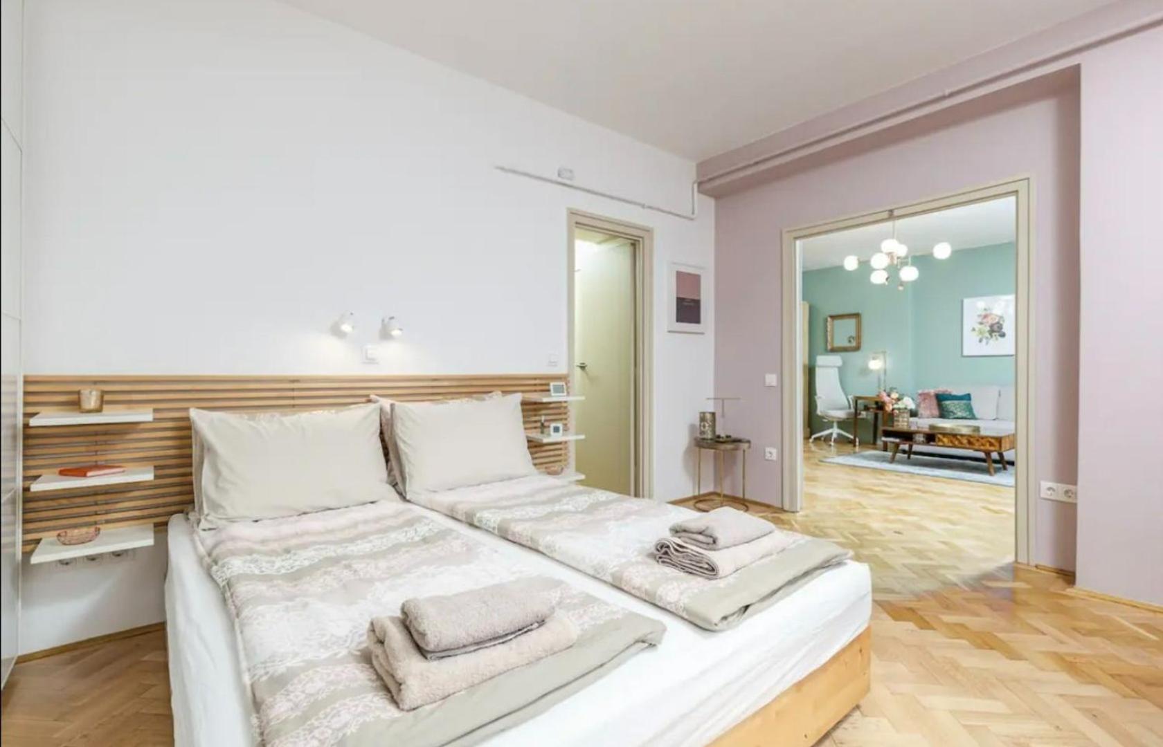 Elegant Escape By Buda Castle For Pleasure Seekers Βουδαπέστη Εξωτερικό φωτογραφία